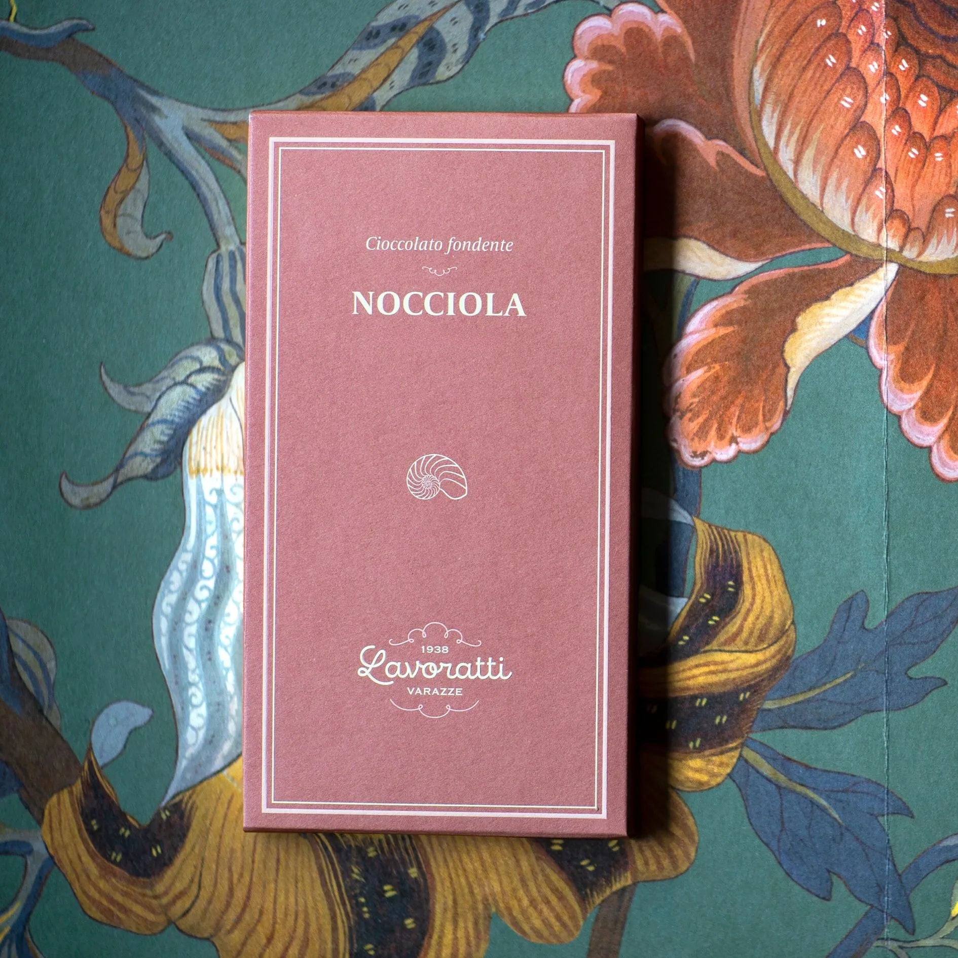 Hazelnut - dark chocolate bar 80g