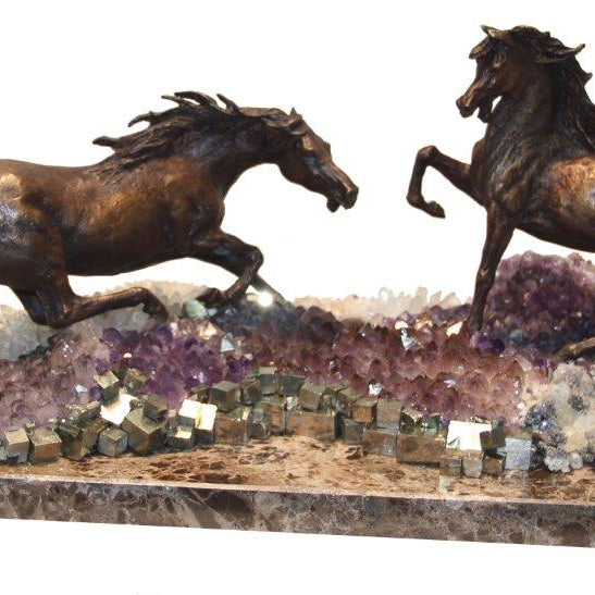 Thunder - Horse sculptures with precious stones - LAZADO