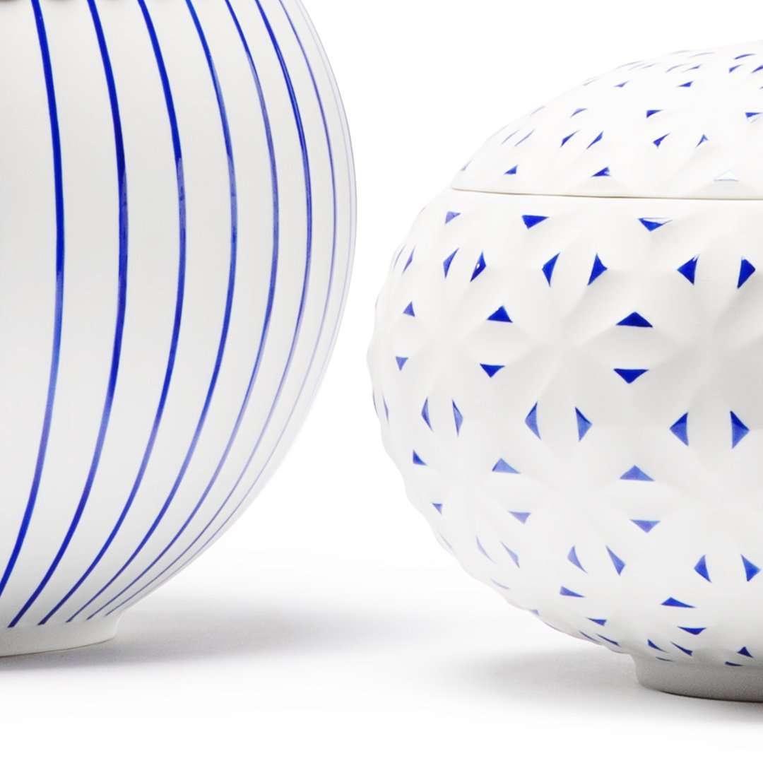 Blue Ming - Low Box by Vista Alegre - Close-up