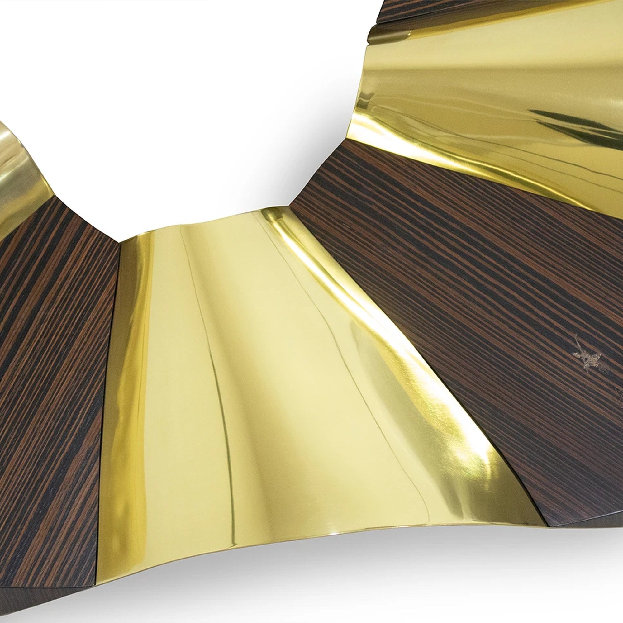 Ballet Coffee Table in Brass and Walnut, Ø146 cm — Alma De Luce
