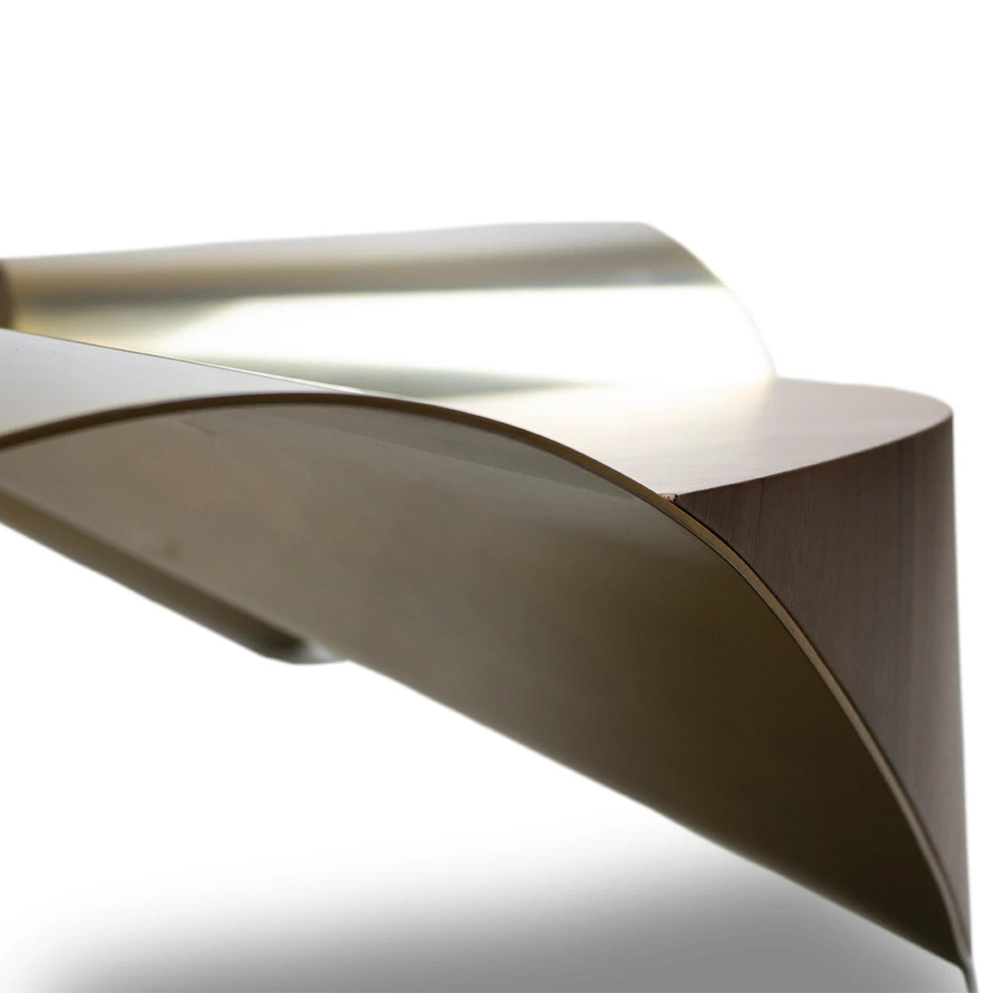 Ballet Coffee Table in Brass and Walnut, Ø146 cm — Alma De Luce