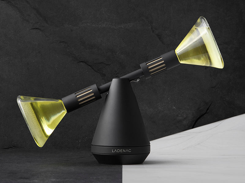 ناشر الرائحة - الميزان الأسود