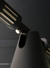 ناشر الرائحة - الميزان الأسود