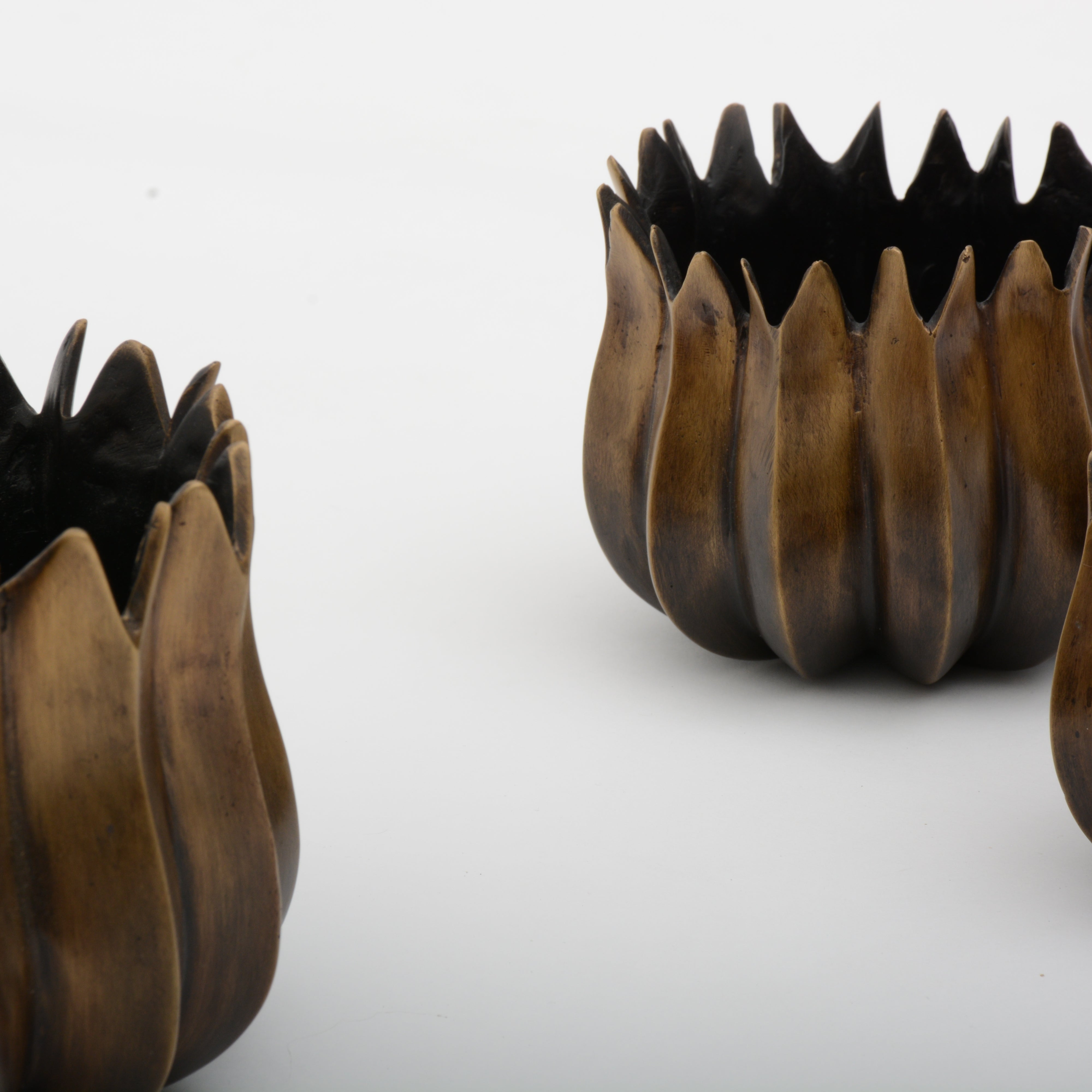 Haru Luxury Table Bowl – Antique Bronze