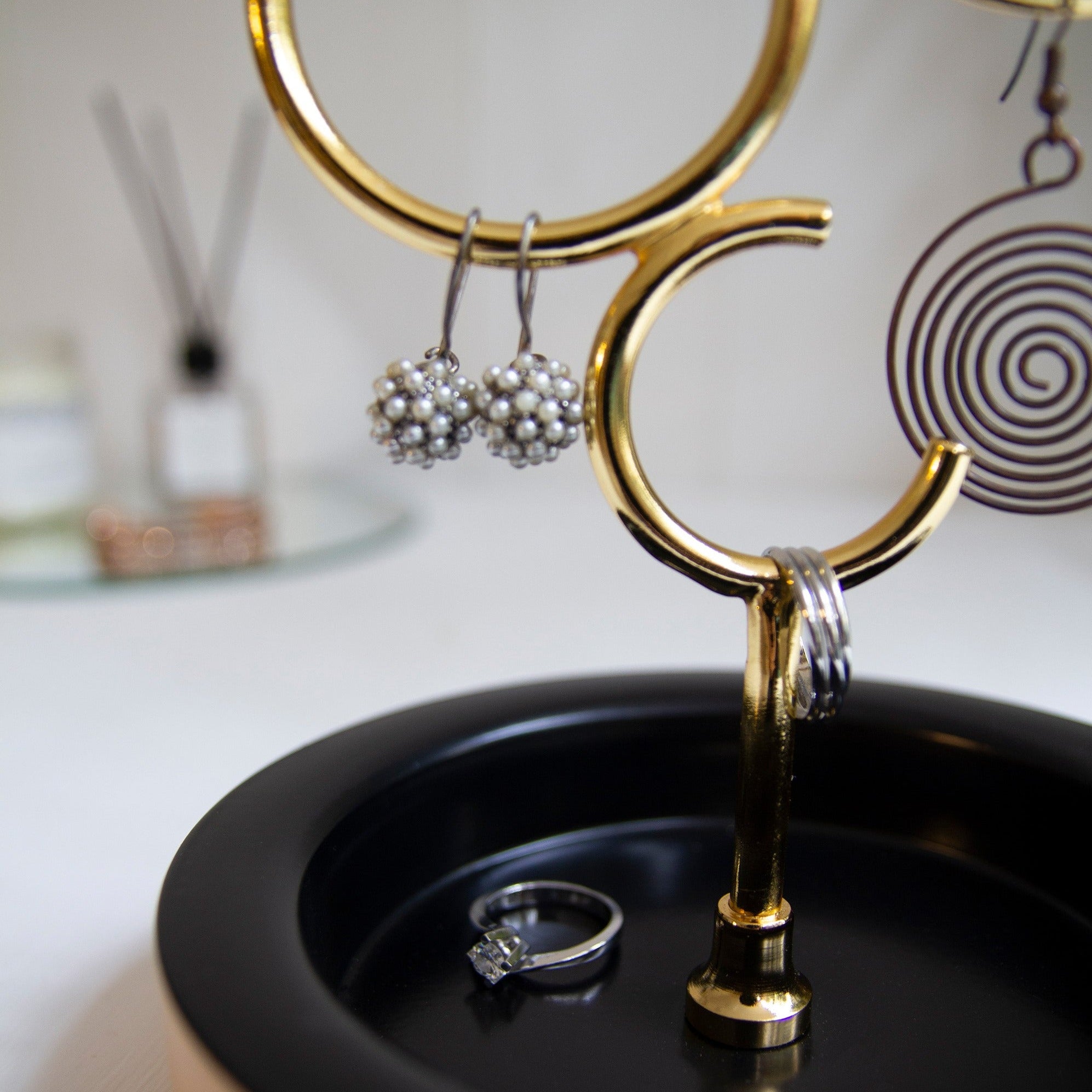 hoop jewelry holder black & gold hoop01 - LAZADO